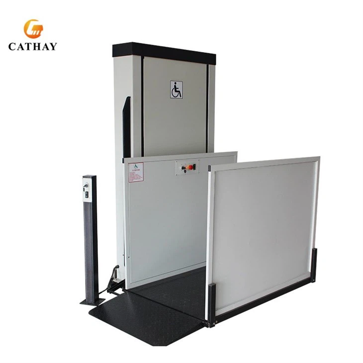 Wheelchair Lift With Closed Cabin